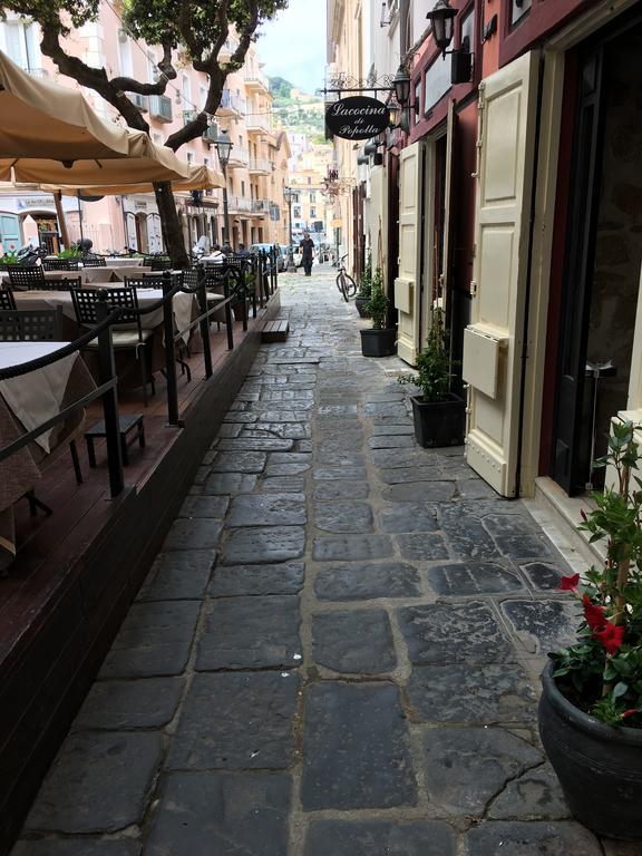 Almayer La Locanda Gaeta Exterior photo